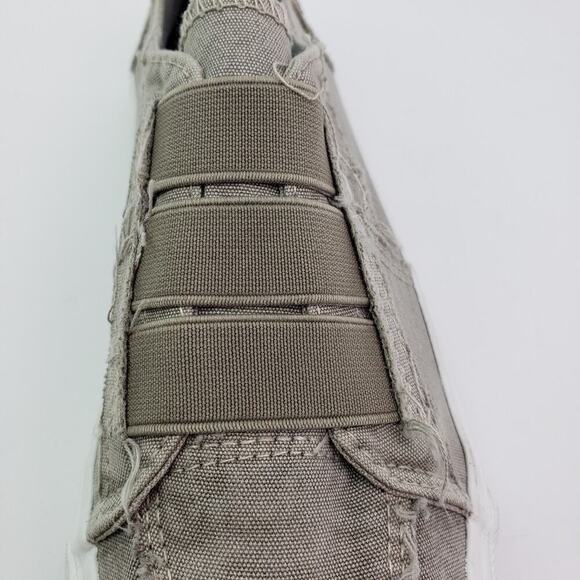 Blowfish Malibu Marley Womens Sz 8 Khaki Green Canvas Distress Low Sneaker Shoes - Picture 9 of 12